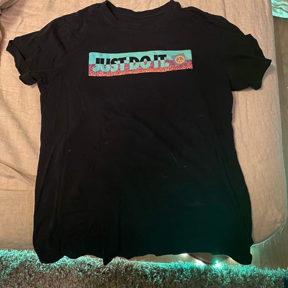 Nike small shirt